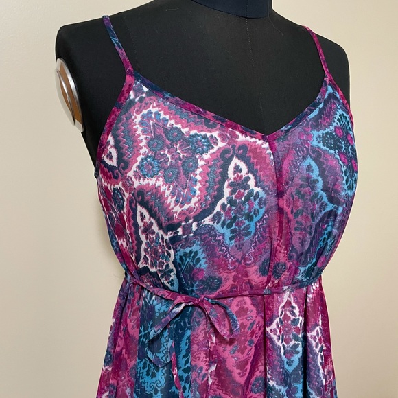 Handkerchief maternity dress in purple paisley size small - Picture 2 of 7